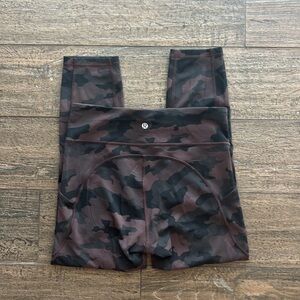 Lululemon wunder train with pockets